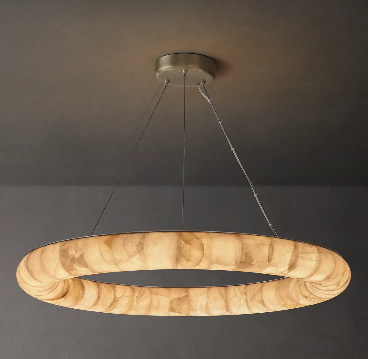 Rivage Lisse Modern Round Chandelier