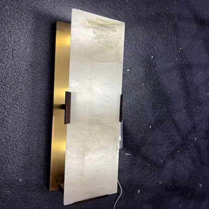 Harlow Calcite Linear Sconce